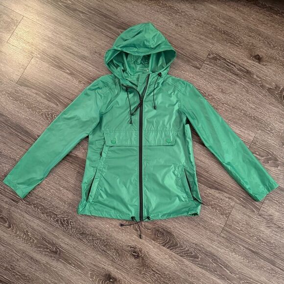 Isle Jacobson Raincoat - Picture 8 of 9